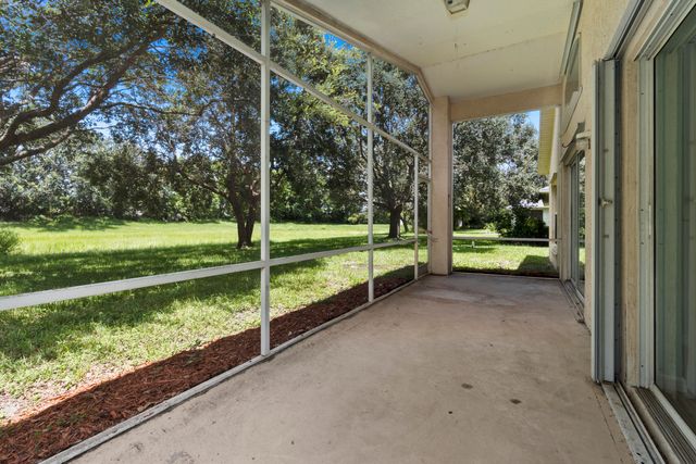 408 SW SUNDANCE Trail, Port St. Lucie, Port St Lucie, FL 34953