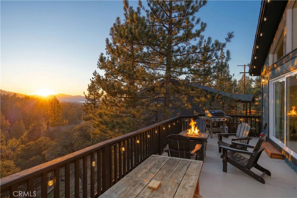 Image 3 of property listing at 43911 Yosemite Drive, Big Bear Lake, CA 92315