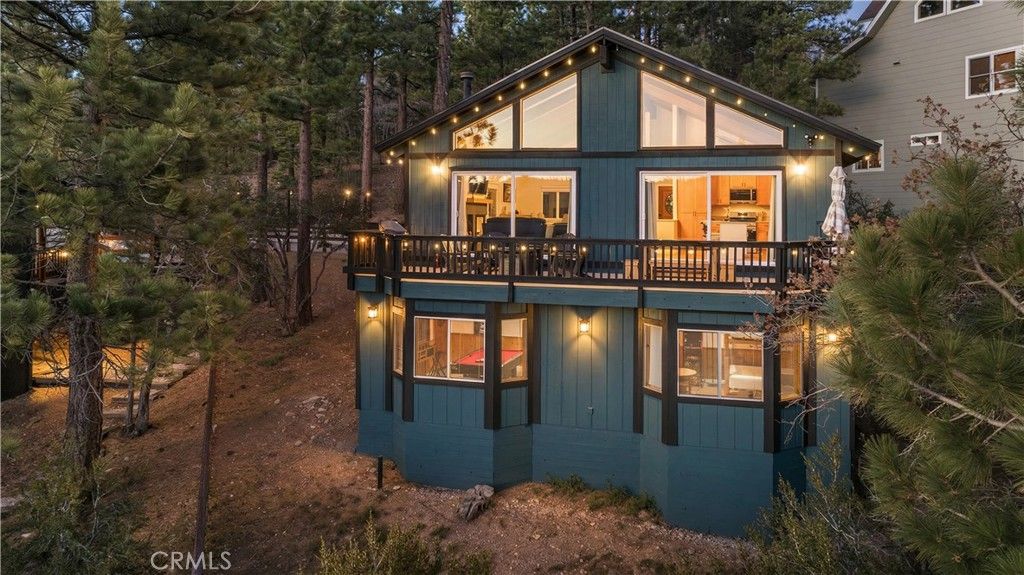 Image 42 of property listing at 43911 Yosemite Drive, Big Bear Lake, CA 92315