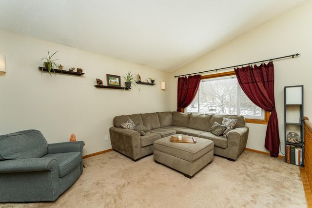 5920 44th Avenue NW, Rochester, MN 55901