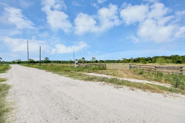 309 Old Liberty Road, Liberty, TX 77575