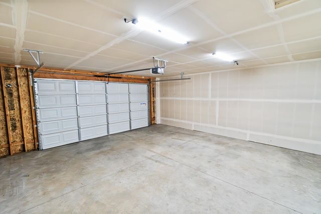 1321 N Coach Dr, Spokane Valley, WA 99016
