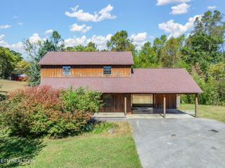 3809 Clover Hill Mill Rd, Maryville, TN 37801