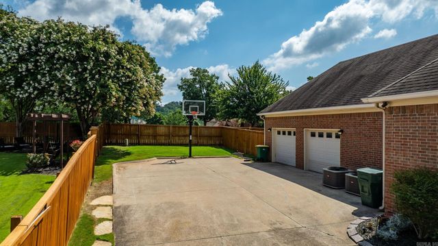 204 Weston Court, Little Rock, AR 72211