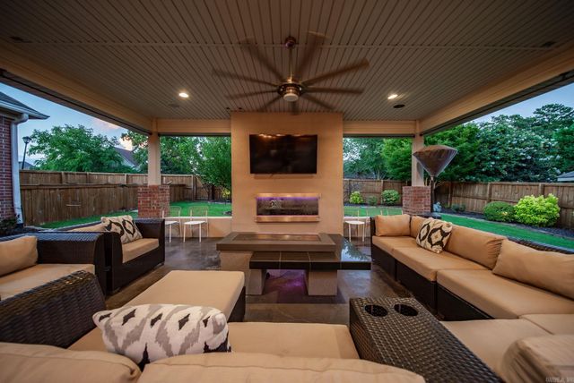 204 Weston Court, Little Rock, AR 72211