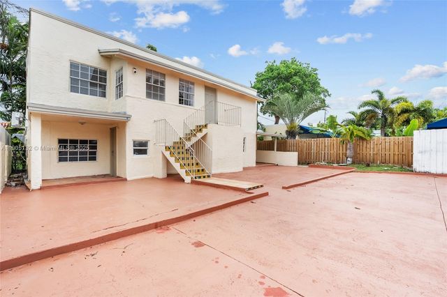 2385 SW 17th St, Miami, FL 33145