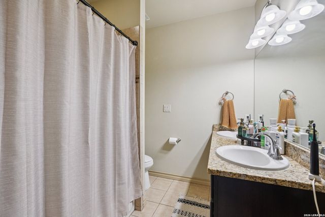 2312 Sailing Way Drive B, Kerrville, TX 78028