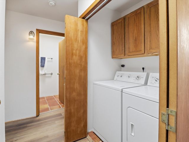 6356 Jaguar Drive, Santa Fe, NM 87507