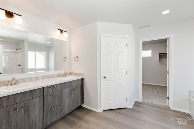 2296 N Iditarod Ave, Kuna, ID 83634