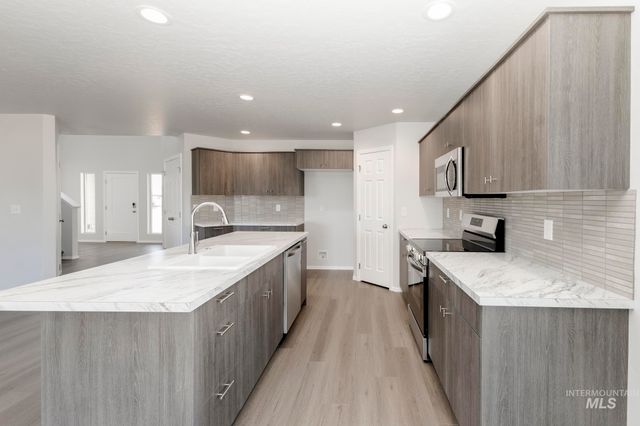 2296 N Iditarod Ave, Kuna, ID 83634