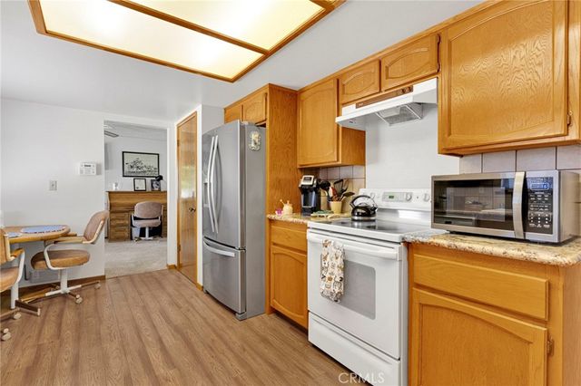 18669 Ranchero, Hesperia, CA 92345