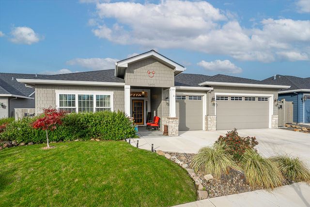 3855 Wyoming Lane, Medford, OR 97504