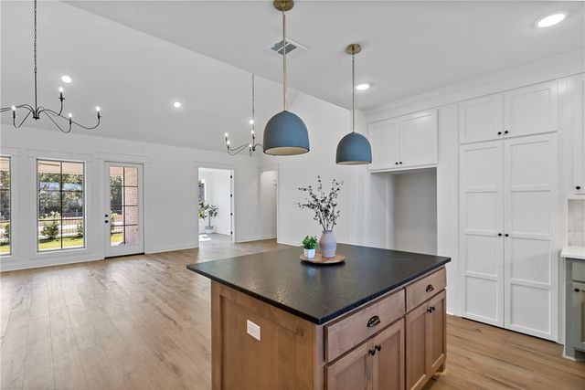 2160 Madden Circle, College Station, TX 77845