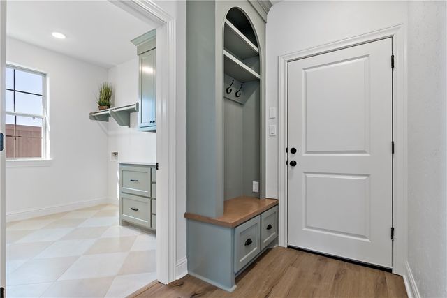 2160 Madden Circle, College Station, TX 77845