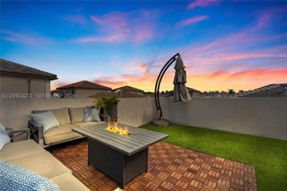 4809 NW 83rd Pkwy, Doral, FL 33166