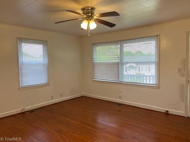 527 N Washington Avenue, Reidsville, NC 27320