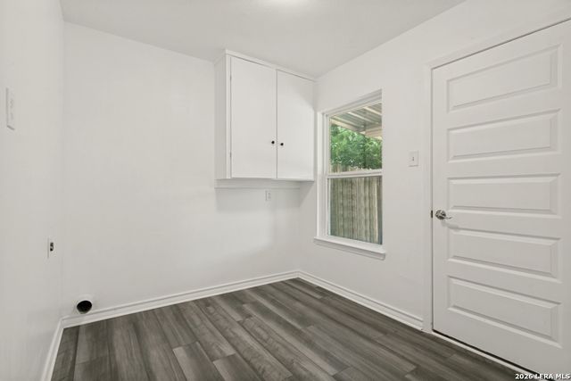 451 Hialeah Ave, San Antonio, TX 78218