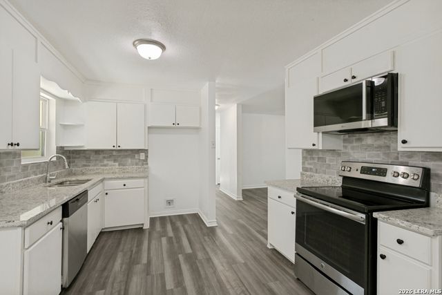 451 Hialeah Ave, San Antonio, TX 78218