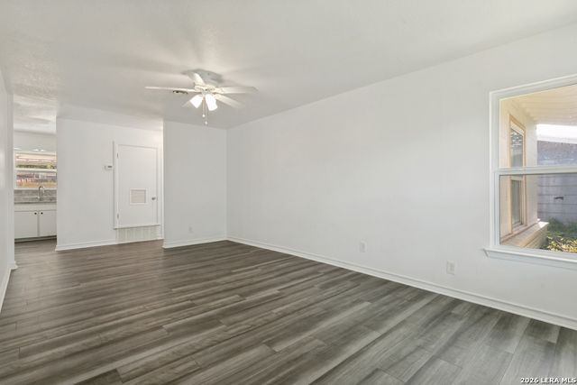 451 Hialeah Ave, San Antonio, TX 78218