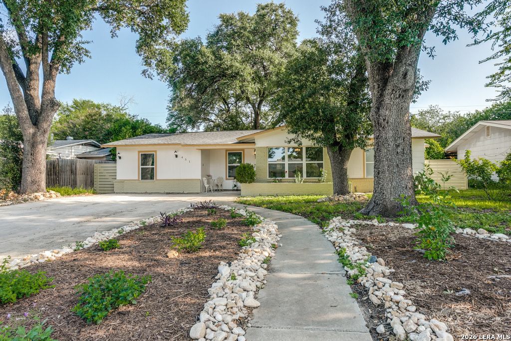 451 Hialeah Ave, San Antonio, TX 78218