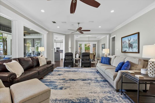 122 Saint Annes Drive, Mabank, TX 75156