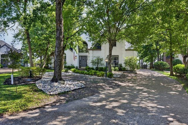 122 Saint Annes Drive, Mabank, TX 75156