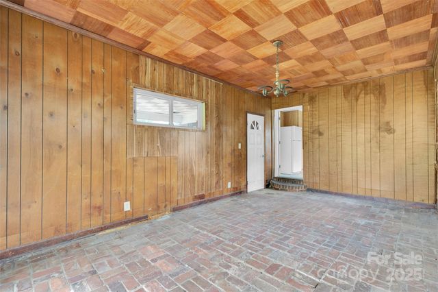 170 Redmon Road, Harmony, NC 28634