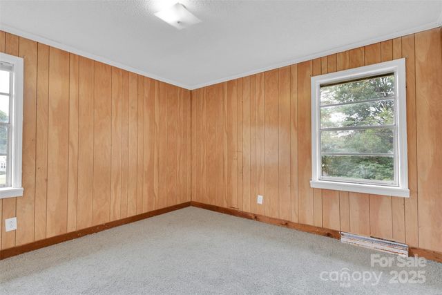 170 Redmon Road, Harmony, NC 28634