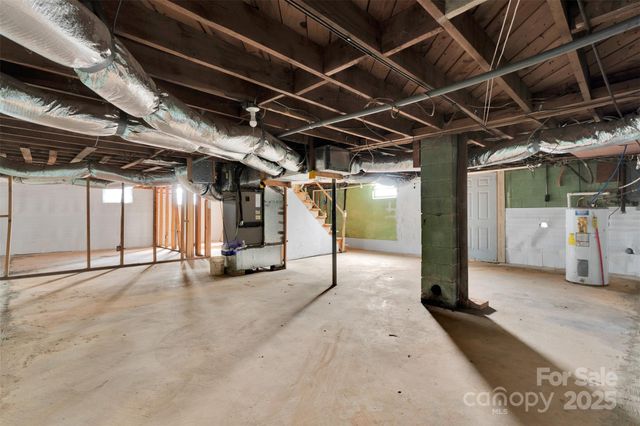 170 Redmon Road, Harmony, NC 28634