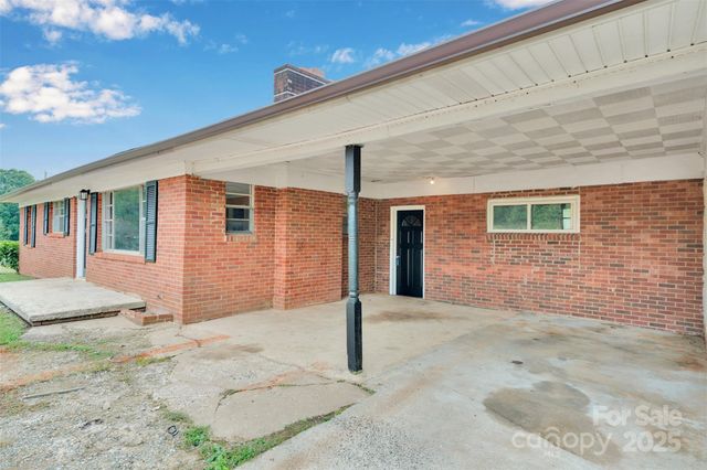 170 Redmon Road, Harmony, NC 28634