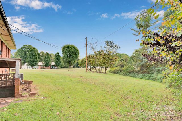 170 Redmon Road, Harmony, NC 28634