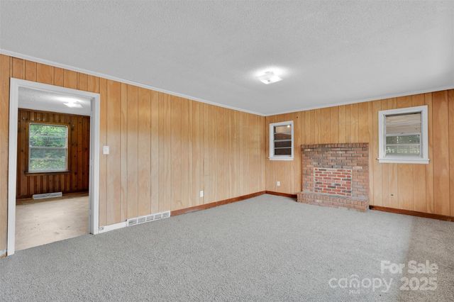 170 Redmon Road, Harmony, NC 28634