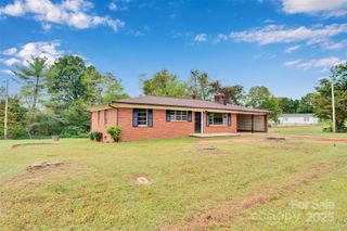170 Redmon Road, Harmony, NC 28634