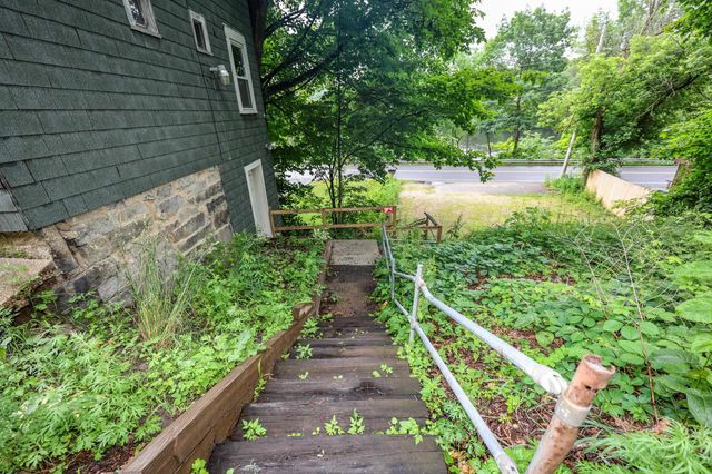 449 W. River Road, Hooksett, NH 03106