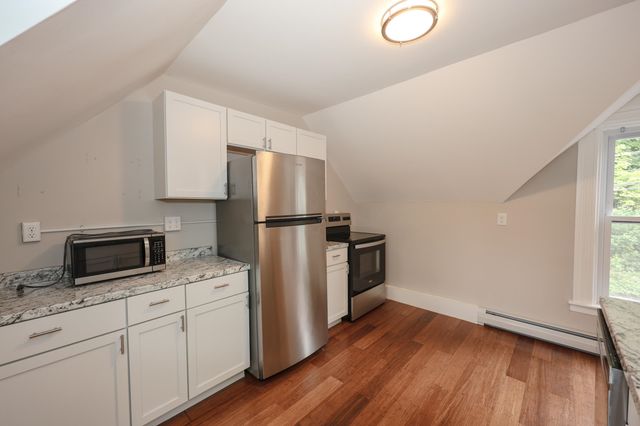 449 W. River Road, Hooksett, NH 03106