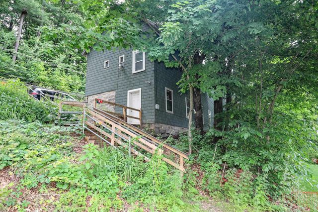 449 W. River Road, Hooksett, NH 03106