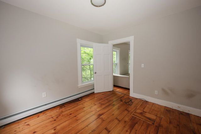 449 W. River Road, Hooksett, NH 03106