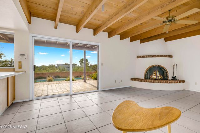3951 N Four Winds Drive, Tucson, AZ 85750