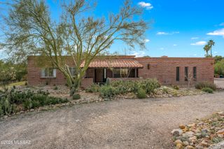 3951 N Four Winds Drive, Tucson, AZ 85750