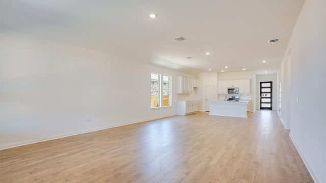 1916 Crooked Creek ST, Leander, TX 78641