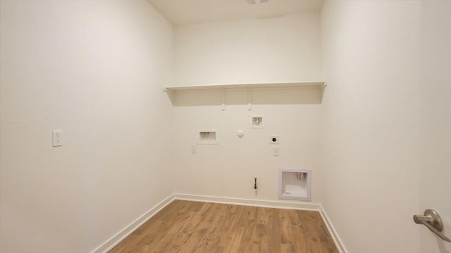 1916 Crooked Creek ST, Leander, TX 78641