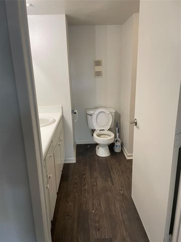 8419 Hearth Drive 7, Houston, TX 77054