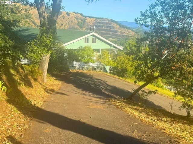 Address unavailable.