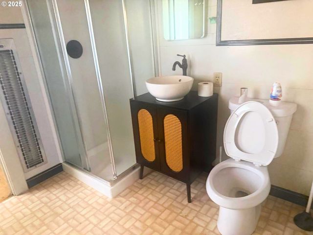 Address unavailable.