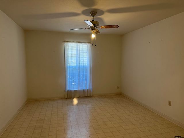 957 W FM 23, Rusk, TX 75785