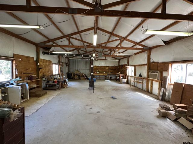 957 W FM 23, Rusk, TX 75785