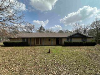 957 W FM 23, Rusk, TX 75785