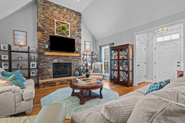 176 Simmons Drive, West End, NC 27376