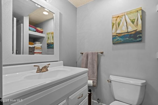 176 Simmons Drive, West End, NC 27376