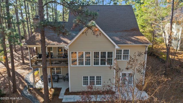 176 Simmons Drive, West End, NC 27376